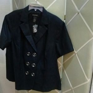 Short sleeve blazer